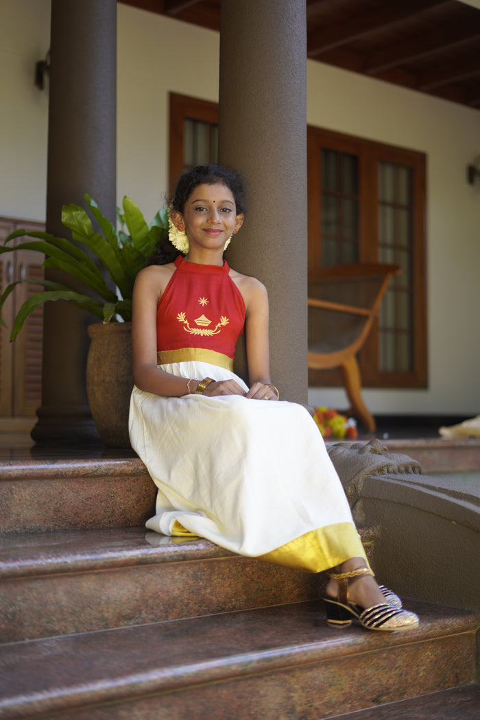 Maroon Elegance Pattu