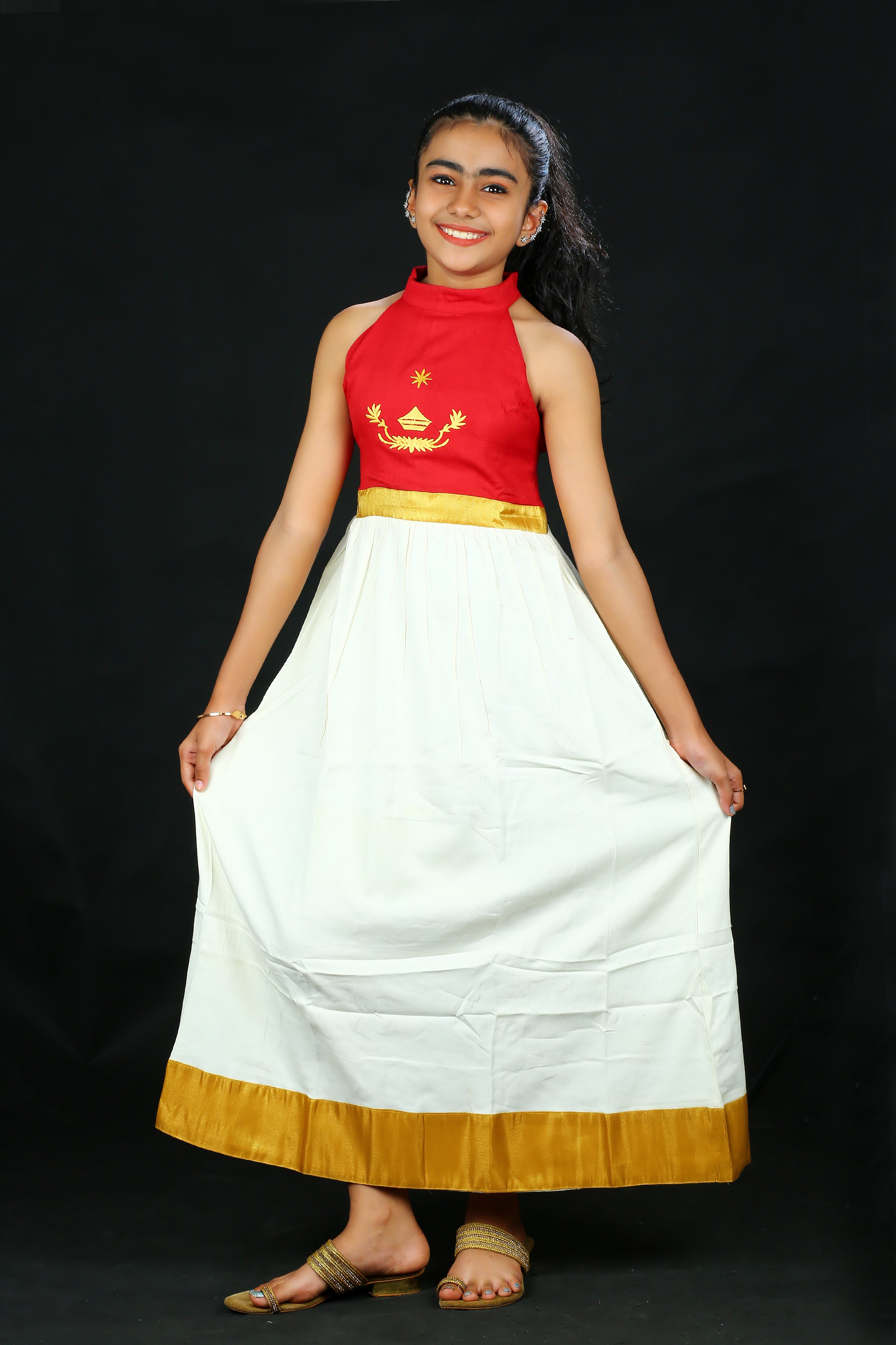 Maroon Elegance Pattu